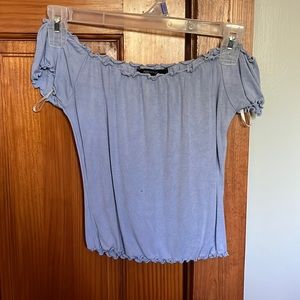 Light weight off the shoulder purple shirt size S